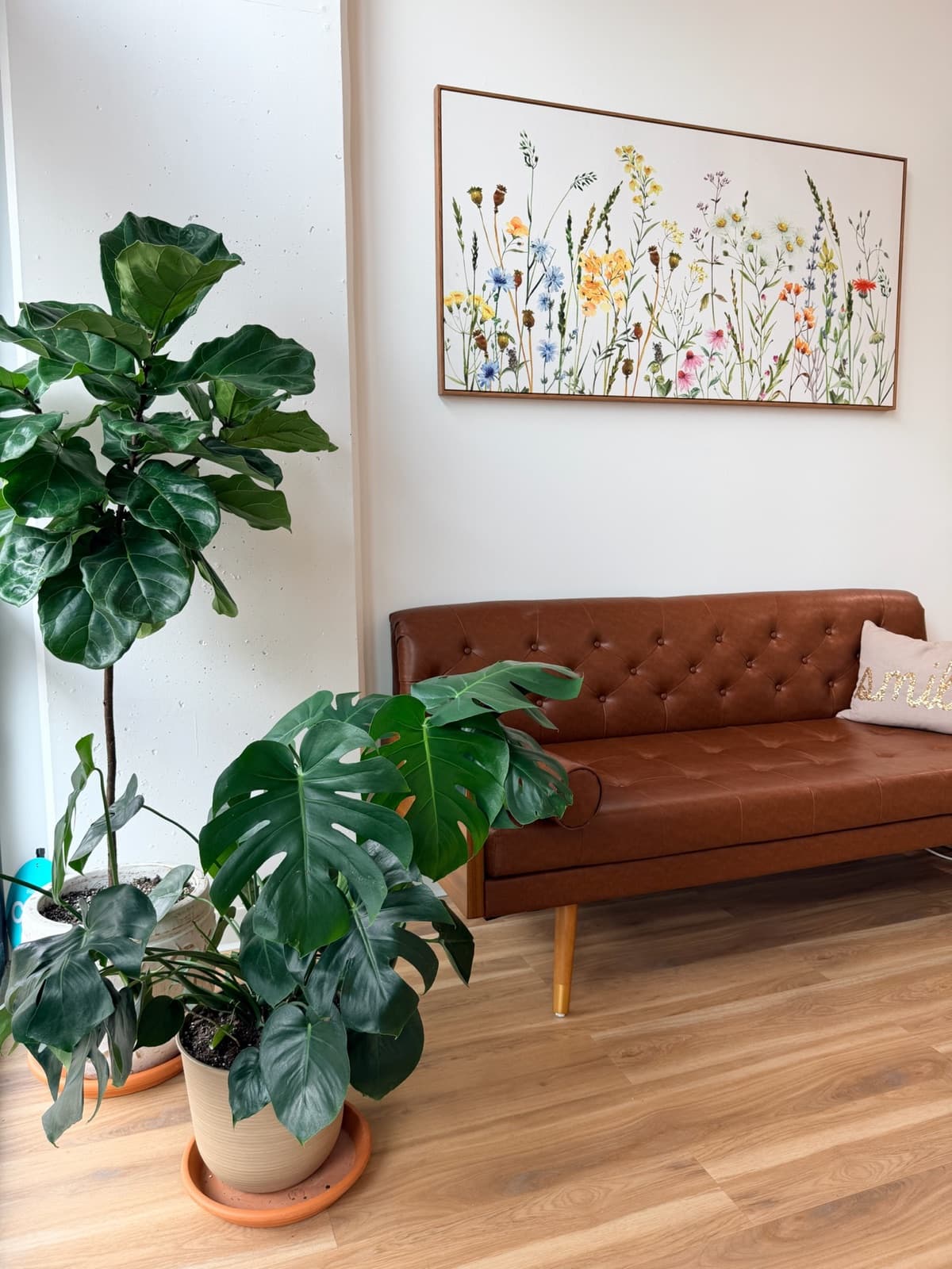 The comfortable lounge area at Latched Beginnings